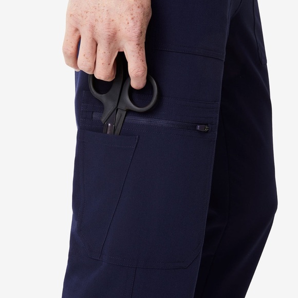 Figs Cairo Cargo Scrub Pants - Men’s Small - Navy - Picture 3 of 5